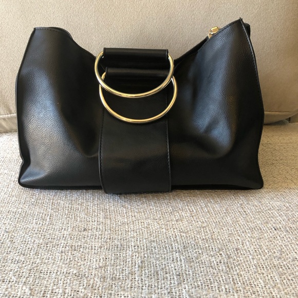 BP black bag | and it’s like new in a good condition - Picture 3 of 11